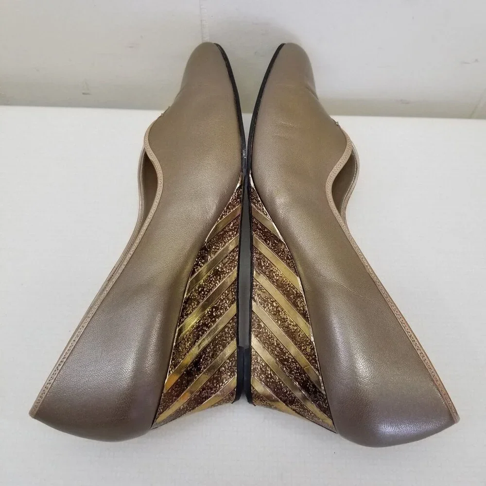 Magdesians 10N Gold Metallic Wedge Heels USA Vintage Slip On‎ Costume Retro